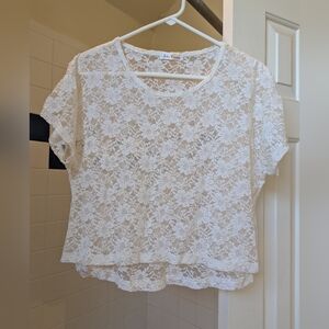 NWOT Cream Floral Lace Short Sleeve top Size M, L